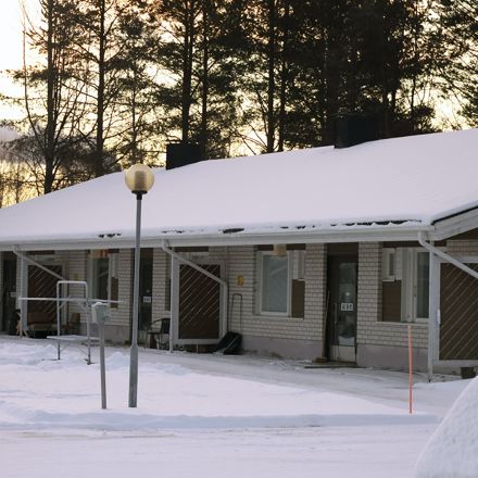 Pappilantien asunnot, ulkokuva.